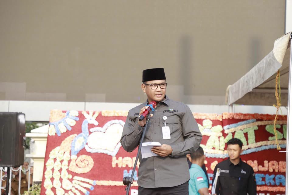 Sekda Hermansyah Lepas Pawai Budaya dan Pembangunan, Semarak HUT ke-81 RI dan Hari Jadi ke-61 Tanjab Barat ‎